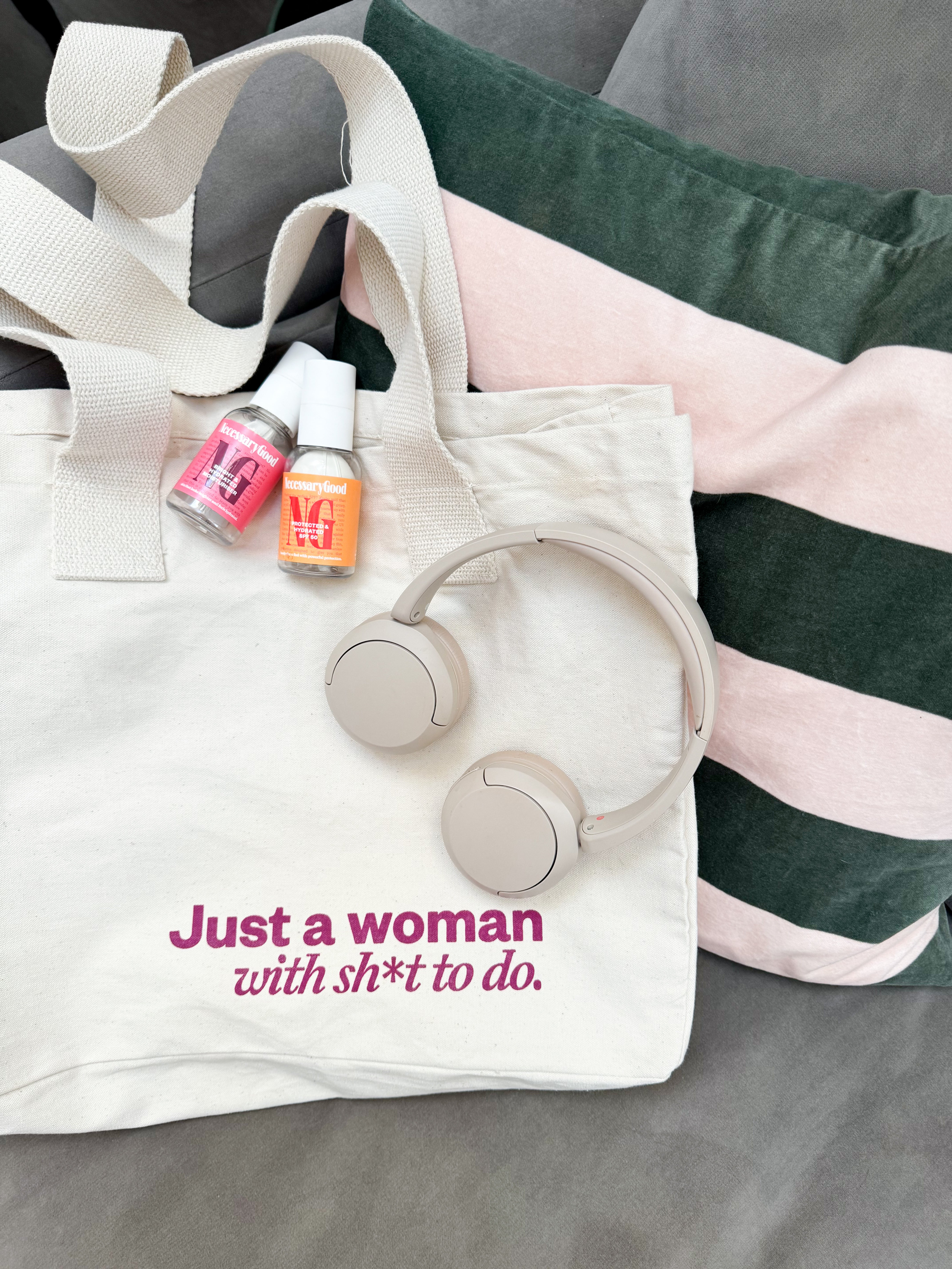''The Woman With Sh*t To Do'' Bundle